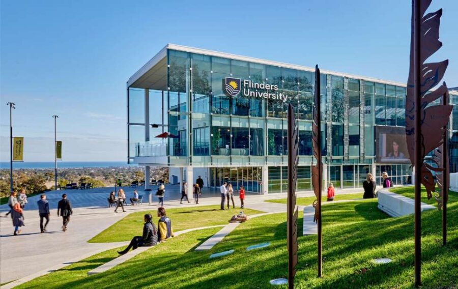 Flinders University The Andrew Thyne Reid Scholarship (Health), Australia 2023
